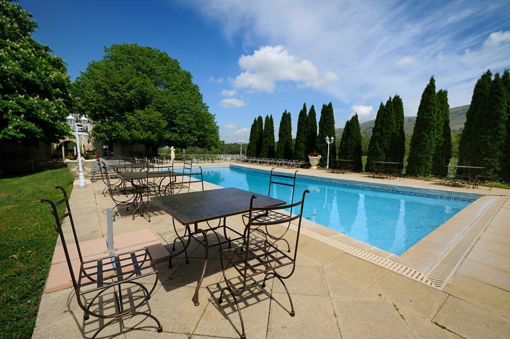 Domaine De Majastre Bed & Breakfast Bauduen Exterior foto