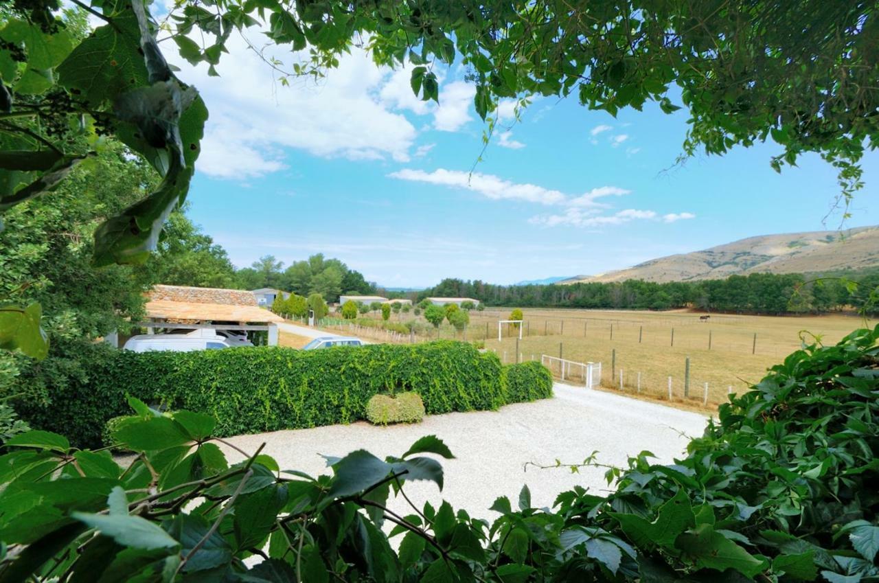 Domaine De Majastre Bed & Breakfast Bauduen Exterior foto